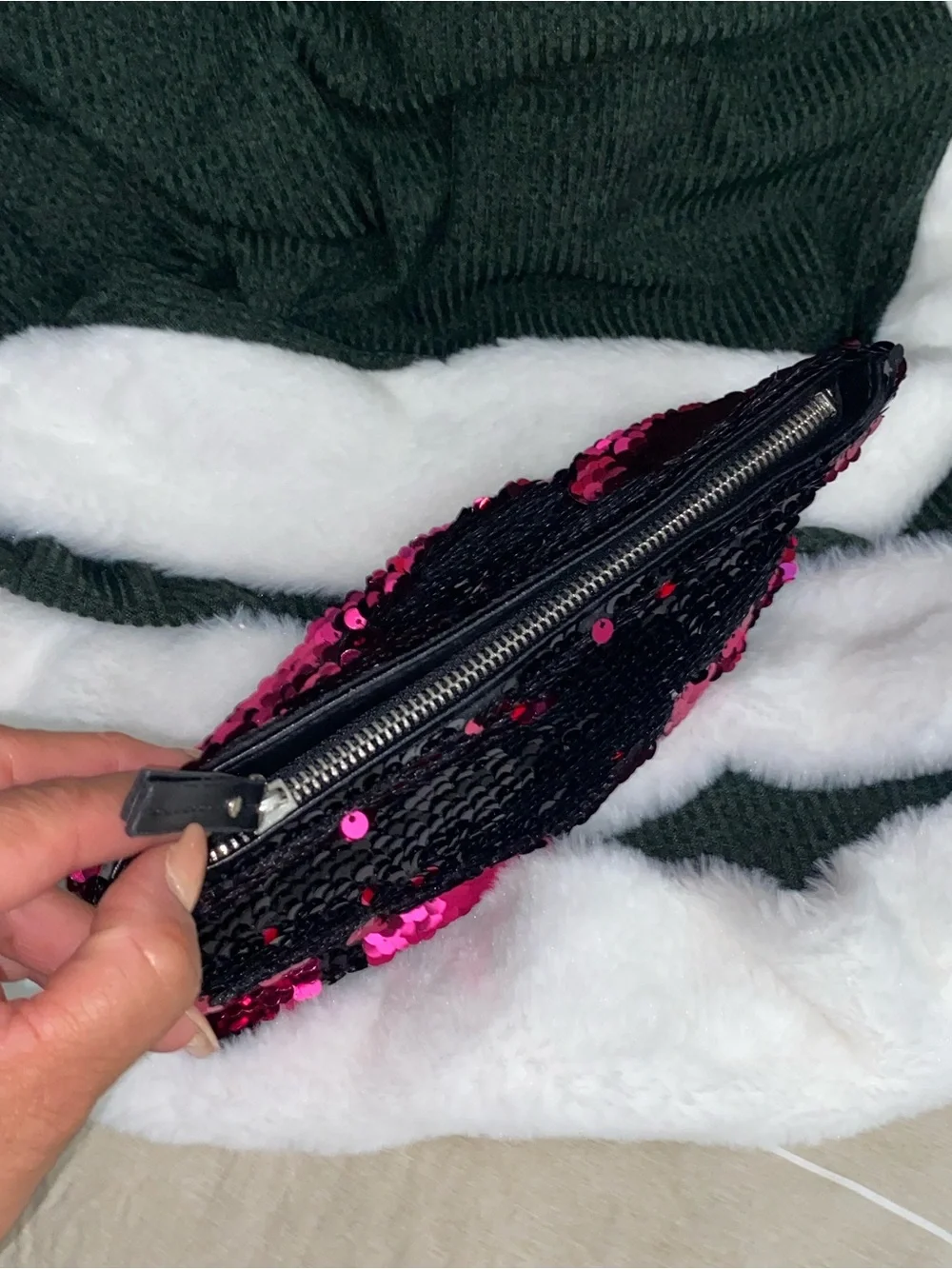 Victoria’s Secret Sequin Convertible Clutch Purse in Black & Hot Pink